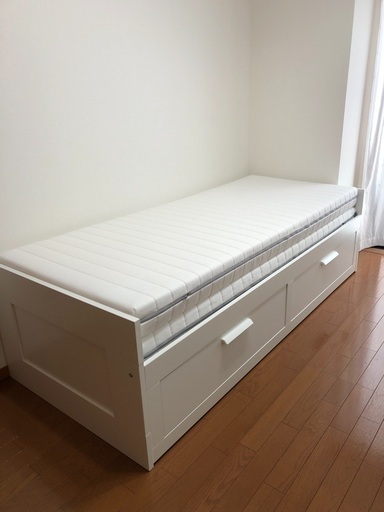 【交渉中】IKEA BRIMNES ブリムネス ベッド　マットレス付き 8550円