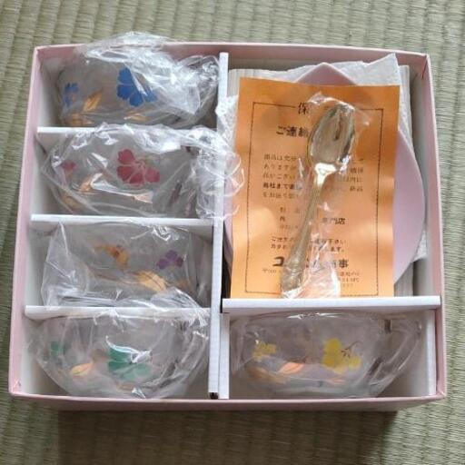 【新品未使用】桂由美 yumi katsura デザートカップセット スプーン カップ＆ソーサー ガラス 花柄