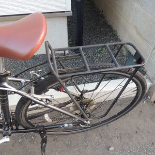 中古自転車　クロスバイク　キャリア付　700C*28c