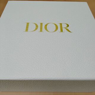 Dior　箱　紙袋４枚　りぼん