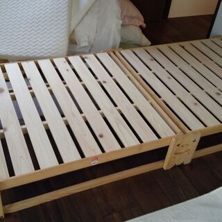 【ネット決済】檜の簀の子折り畳みシングルベッド、新品同様。