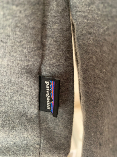 patagonia パタゴニア　パーカー　フーディ　XL 美品