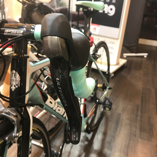 注目！送料込☆荒北さんセット第2弾フルカーボンBianchi B4P アルテグラ