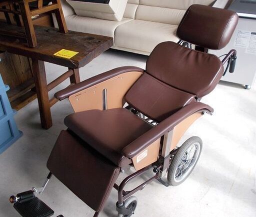 【店頭取引のみ】ハビナース コンフォートアシスタ　車椅子 店頭取引のみ】ハビナース コンフォートアシスタ 車椅子