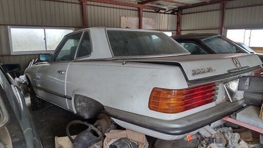 ベンツ107－380SL部品取り車両及び各種部品販売 へ 