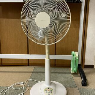 扇風機(3枚羽根) AIRMATE KRF-L301 [お譲りし...