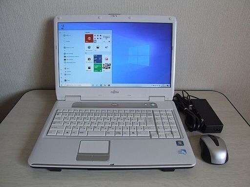 高速SSD120GB搭載 Fujitsu FMV-BIBLO AH30/C ノートパソコン（a156）