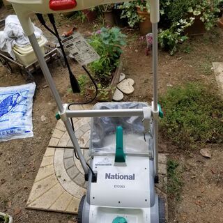 NATIONAL　庭園芝刈り機　リール式　EY2263W
