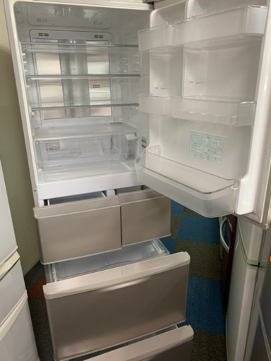 ファミリータイプ冷蔵庫保証有り㊗️配達可能