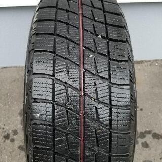 ハイエース　ブリジストンスタットレス4本　195/65/15