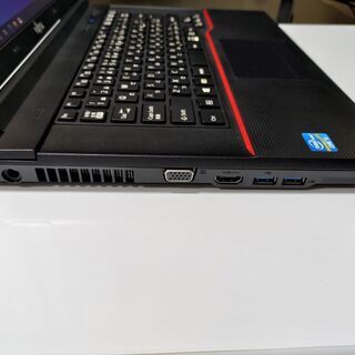 15.6インチ 富士通ノートPC（美品, Core i7 3610QM, 12GB RAM, 240GB 