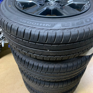 ハイラックス純正ホイル！　ハイエース