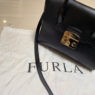 【美品】FURLA ショルダーバッグ　フルラ