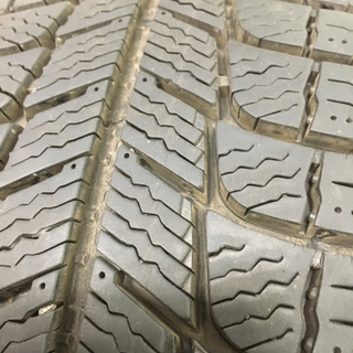 スタッドレス　タイヤ　ホイール　プリウス ミシュラン