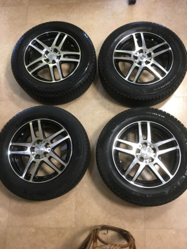 スタッドレス　タイヤ　ホイール　プリウス ミシュラン