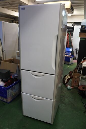 日立 11年式 R-S30AMVL 302L ファミリータイプ 自動製氷機能 エリア格安配達 3ドア 冷蔵庫 10*11
