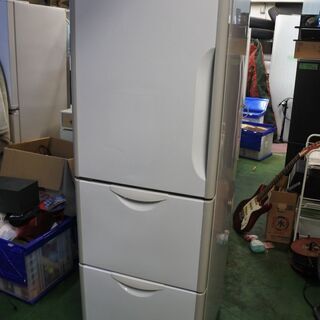 日立 11年式 R-S30AMVL 302L ファミリータイプ 自動製氷機能 エリア格安配達 3ドア 冷蔵庫 10*11 日立 11年式 R-S30AMVL 302L ファミリータイプ 自動製氷機能 エリア