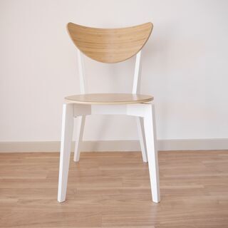 IKEA　ダイニングテーブル5点セット　ダイニングチェア×４点　白×ウッド　中古品　表面に傷あり　受け渡し IKEA ダイニングテーブル5点セット ダイニングチェア×4点 白×ウッド