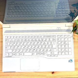 カメラBluetooth】在宅ワークに♪ノートパソコン✨白✨Win10- QUEST 2 