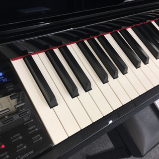 i400 YAMAHA CLP-585PE 2016年製  電子ピアノ　ヤマハ　