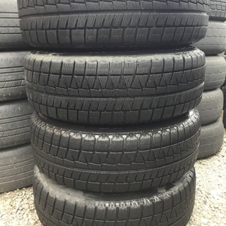 ハイエースワゴン等 6H139.7 215/65R15 ブリヂストン スタッドレスタイヤ