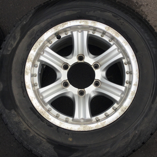 ハイエースワゴン等 6H139.7 215/65R15 ブリヂストン スタッドレスタイヤ