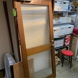 レトロガラスのアンティークドア　