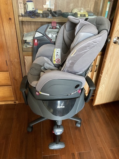 綺麗/マルゴットEG/新生児～7歳頃/長く使えて経済的/洗濯済み/ベルト固定