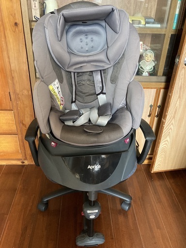 エールベベ・クルット5i グランス 美品】エールベベ クルット5i