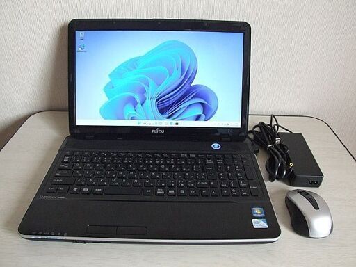 高速SSD120GB搭載　Fujitsu LIFEBOOK AH42/D ノートパソコン　(3855) 高速SSD120GB搭載 Fujitsu LIFEBOOK AH42/D ノートパソコン (3855)