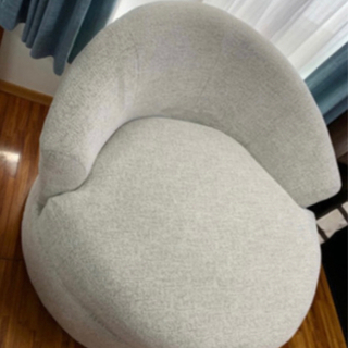 今週末値下げ中‼YellowBOX購入。円柱回転ソファー