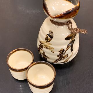 【Final Discount】徳利と御猪口（熱燗用酒器）お売り...