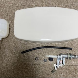 TOTO S791B用トイレふた（手洗い部なし）と一部部品