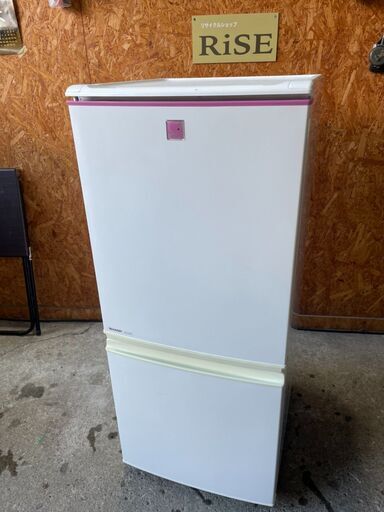 高品質の人気 P0811　シャープ　2ドア冷蔵庫　137L 冷蔵庫