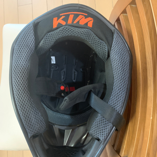 これ本物か！？KTMロゴ入り超カッコいいオフロードヘルメット購入 