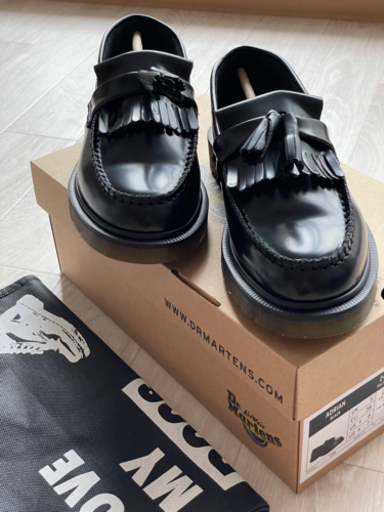 100%新品！ドクターマーチンローファーADRIAN BLACK
