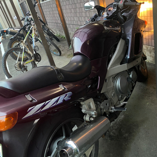 ZZR400  カワサキ