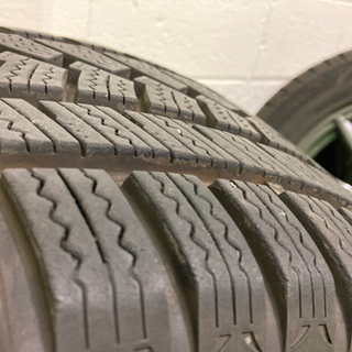 スタッドレスタイヤ225/55R18 weds VELVA SPORTホイール　レガシィなど