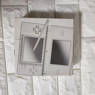 Nintendo ds Lite 箱付き