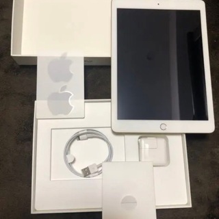 超美品　Apple iPad WiFiモデル 32GB ゴールド