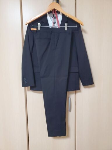 男の子　スーツ　黒　150A