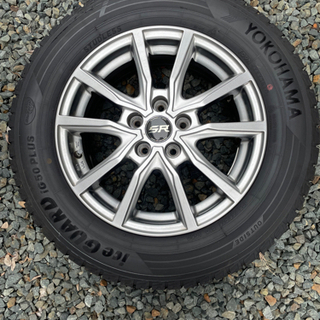 スタッドレスタイヤホイール付き195/65r15 4本