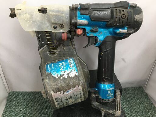 マキタ　高圧コイルネイラ　AN633H　中古品