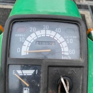 ジャンク】【エンジン始動し走ります！】【動画有り】【欠品多数