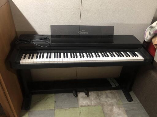 【直接引取限定!! 】中古YAMAHA 電子ピアノ クラビノーバ CLP-550 縦81㎝ 横140㎝ 奥46㎝ イス付き