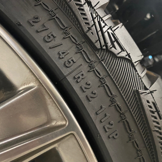 22インチホイールとタイヤ　4本セットです。