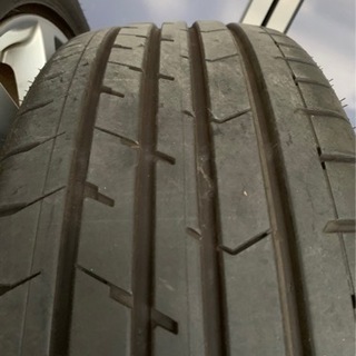 中古t31 エクストレイル後期ホイール　タイヤ　グッドイヤーrvf eco