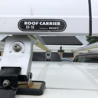 ルーフキャリア ロッキ