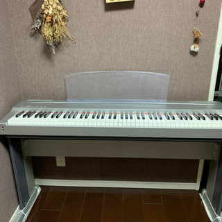 美品　電子ピアノ　YAMAHA 