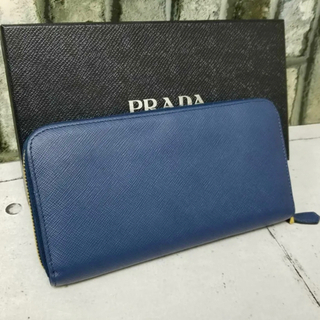 PRADA プラダ 長財布
